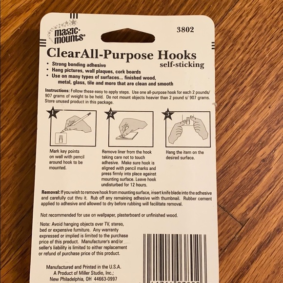 Clear hooks - Picture 2 of 2